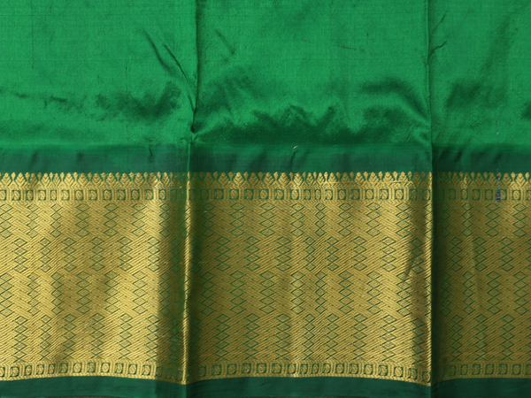 Zari Buttas Magenta Kanchipuram Silk Pavadai Sattai Material