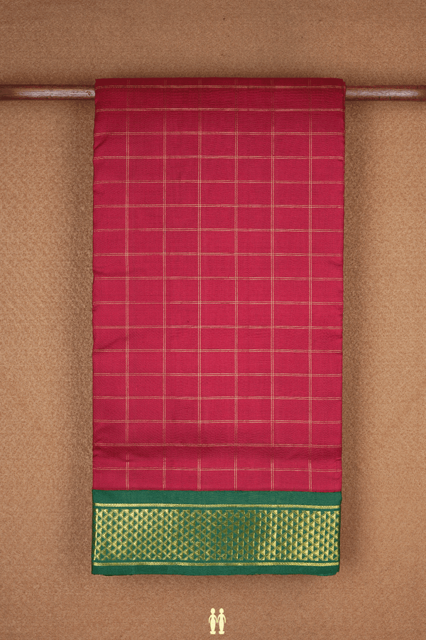 Zari Checked Crimson Red Kanchipuram Nine Yards Silk Saree
