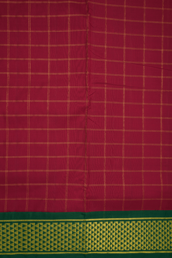 Zari Checked Crimson Red Kanchipuram Nine Yards Silk Saree