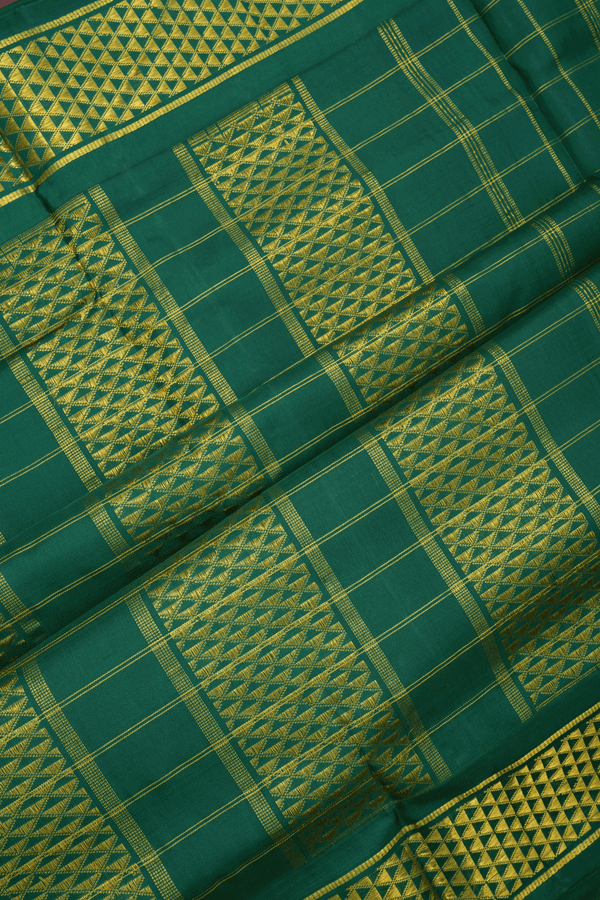 Zari Checked Crimson Red Kanchipuram Nine Yards Silk Saree