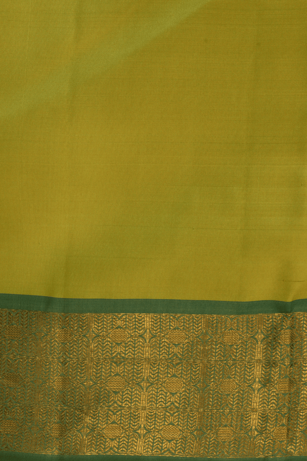 Zari Motifs Green Kanchipuram Silk Saree