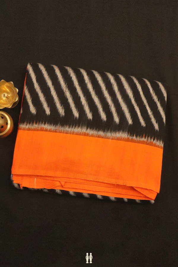 Pochampally Cotton Saree In Black With Diagonal Design