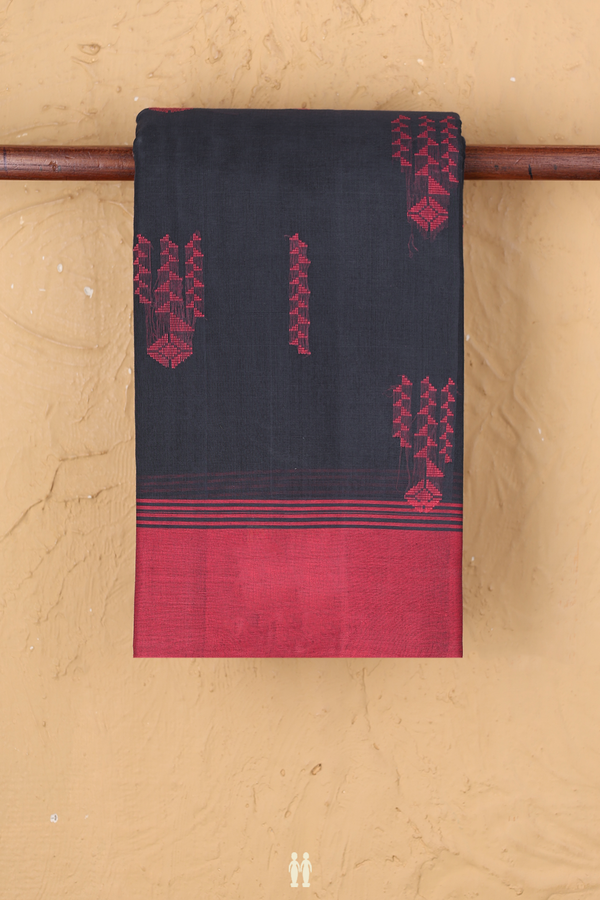 Kanchi Cotton Saree In Pigeon Blue Threadwork Design
