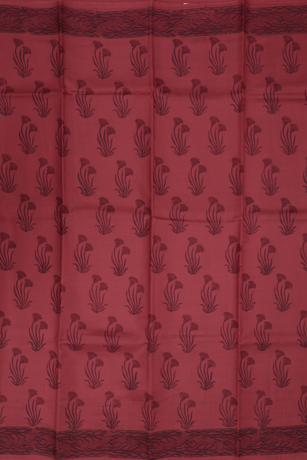 Printed Silk Saree In Red With Floral Design
