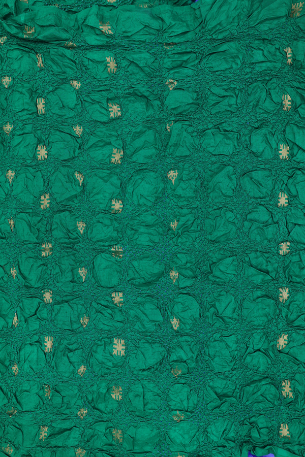 Bandhani Silk Saree In Emerald Green With Zari Buttas