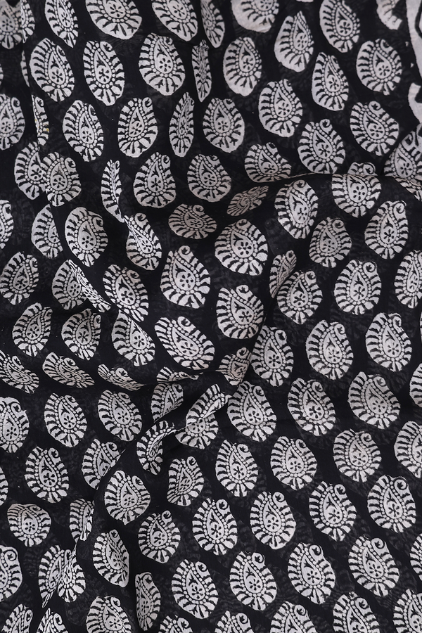Chanderi Cotton Saree In Black With Paisley Design