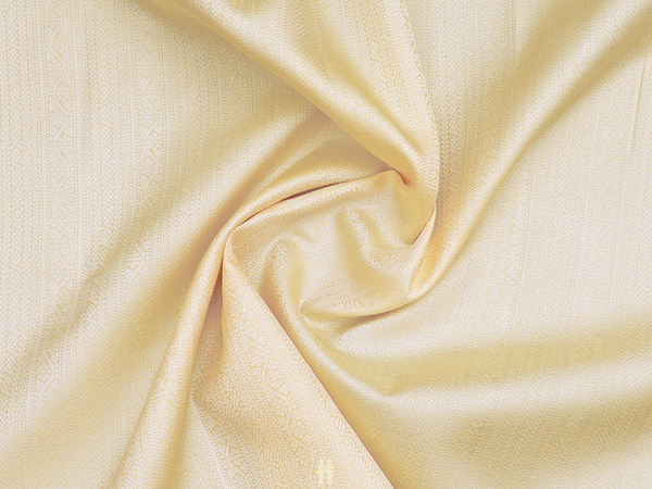Jacquard Design Cream Kanchipuram Silk Blouse Material