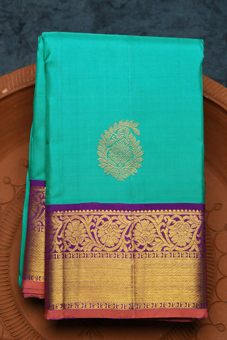 Contrast Floral Border With Zari Paisley Butta Mint Green Kanchipuram Silk Saree