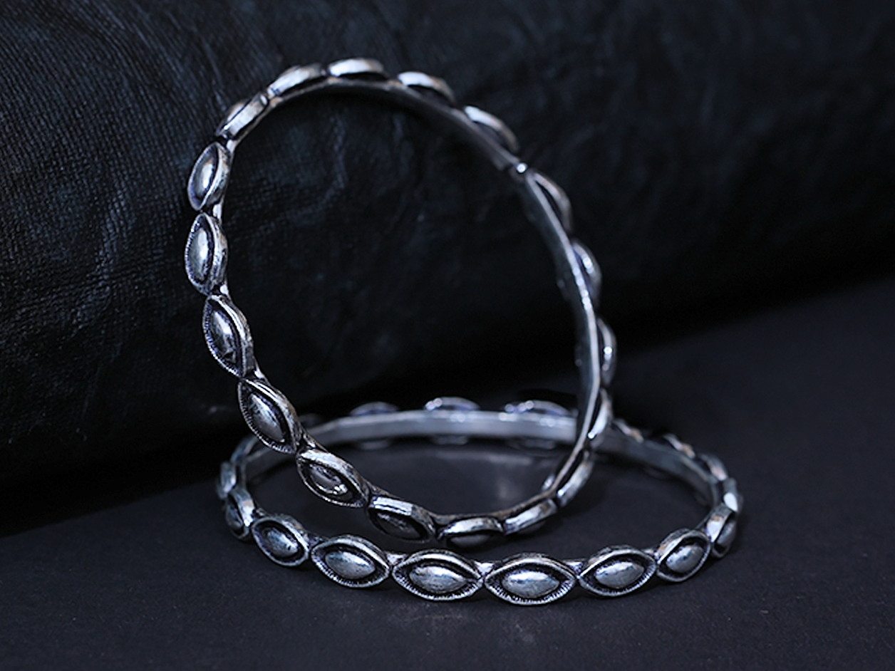 Pure Silver With Oxidized Finishing Bangles