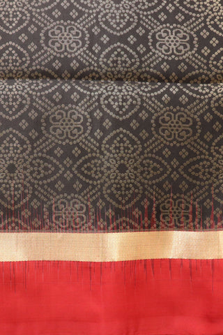 Thread Work Geometric Design Black Soft Silk Saree