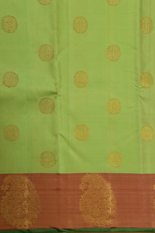 Paisley Butta Border Leaf Green Kanchipuram Silk Saree
