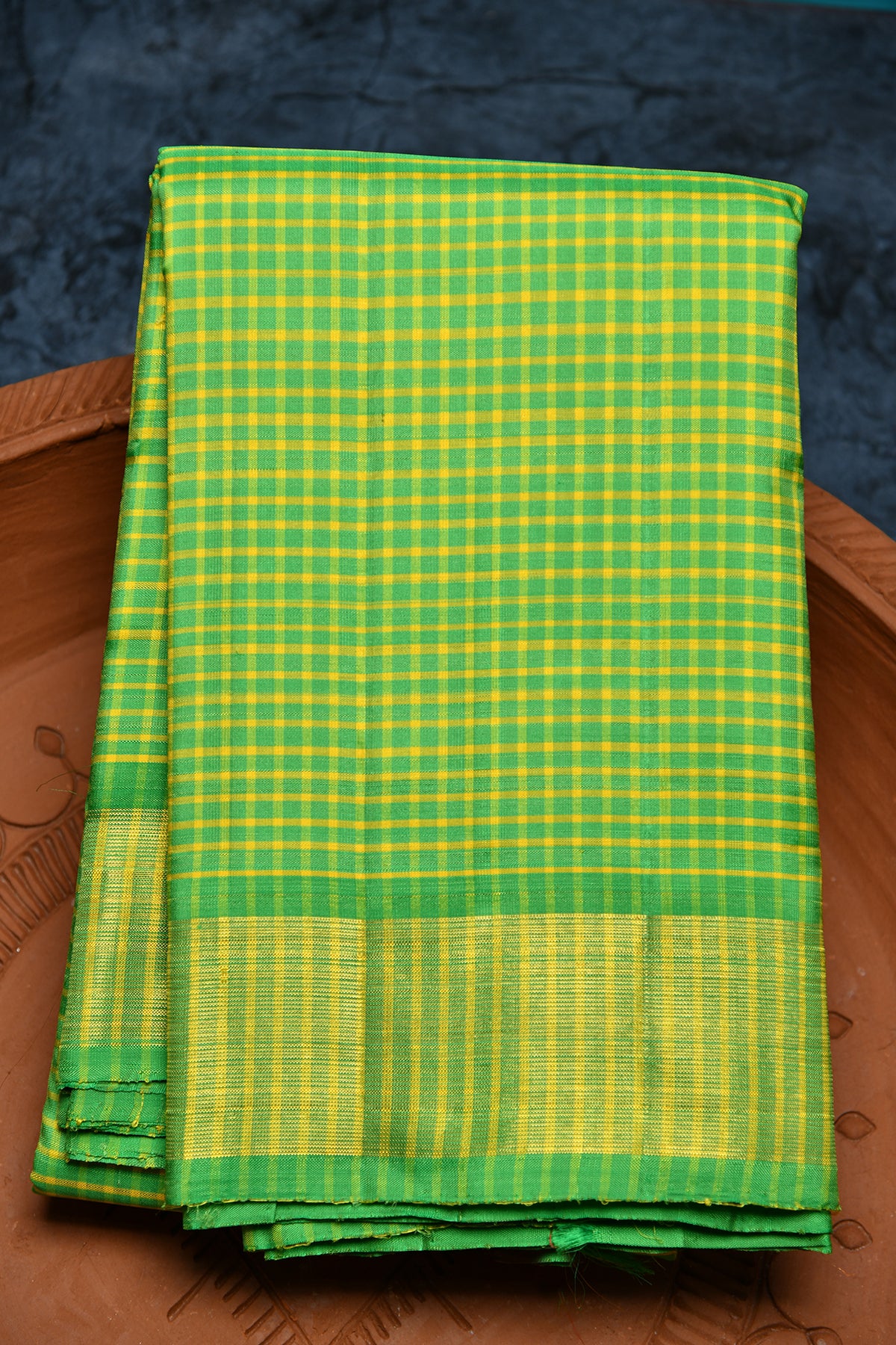 Checked Parrot Green Kanchipuram Silk Saree