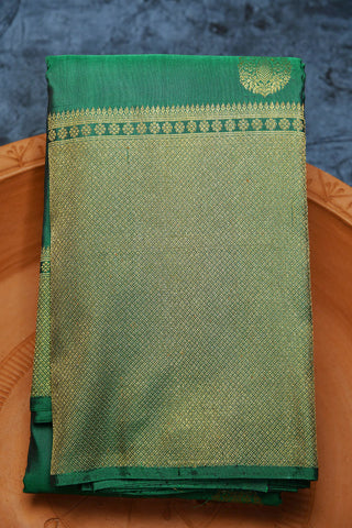 Mayilkan Border Bottle Green Kanchipuram Silk Saree