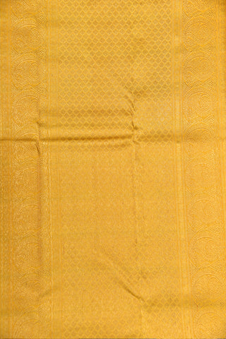 Silver And Gold Zari Checked With Paisley And Peacock Motif Deep Yellow Kanchipuram Silk Saree