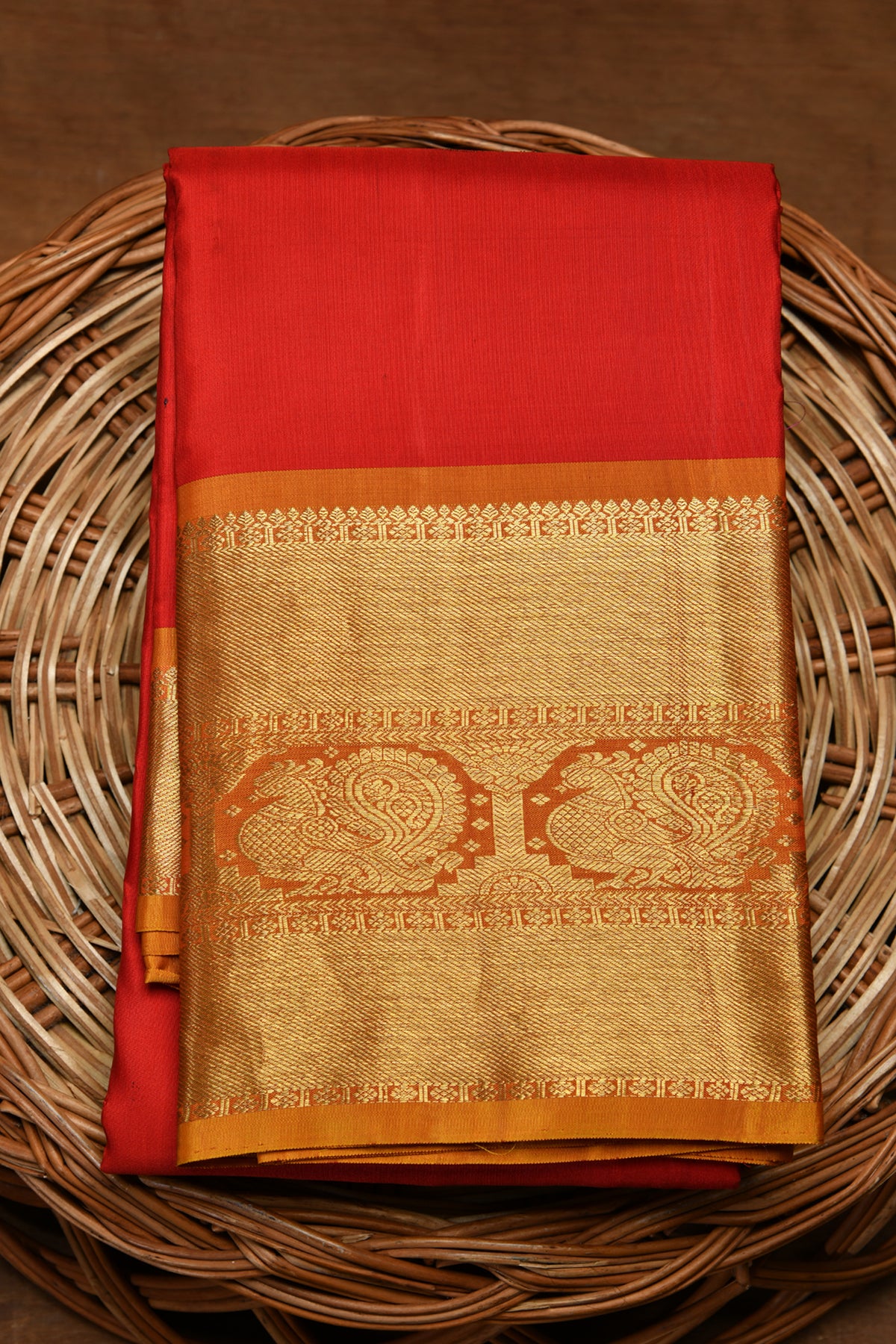 Annam Design Border Red Kanchipuram Silk Saree
