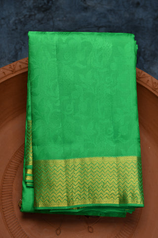 Thread Work Floral Design Shamrock Green Kanchipuram Silk Saree