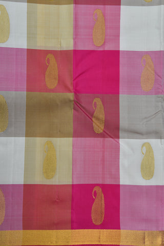 Checked Paisley Design Pastel Pink Kanchipuram Silk Saree
