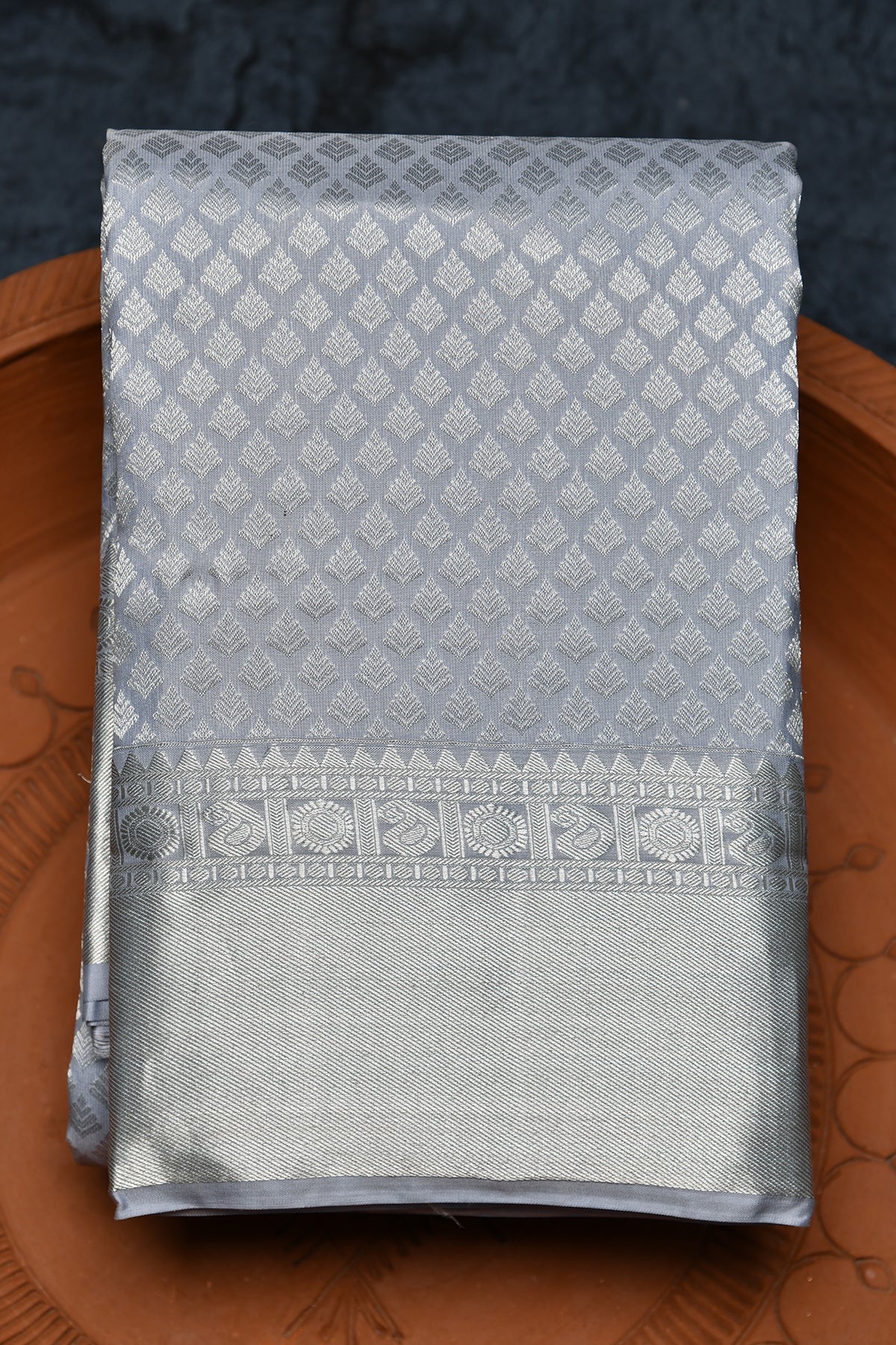Silver Zari Big Border With Bindi Buttis Light Grey Kanchipuram Silk Saree
