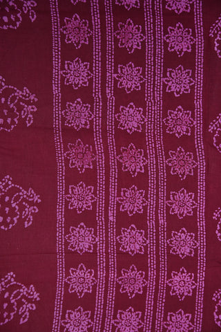 Round Design Printed Burgundy Sungudi Cotton Saree