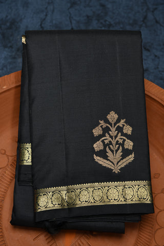 Flower Motif Black Kanchipuram Silk Saree