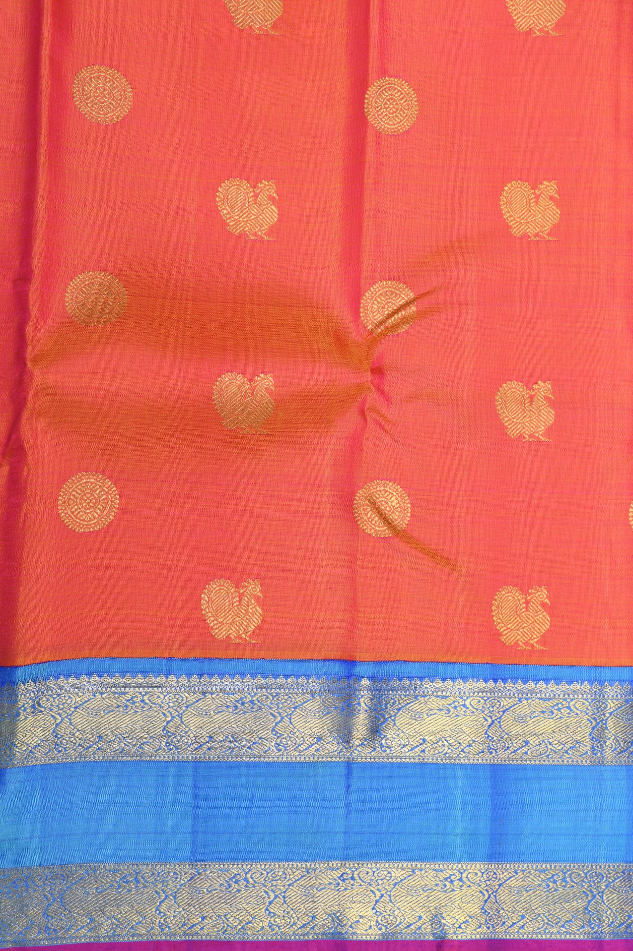Rettai Pettu Zari Border With Mayil Chakram Butta Pinkish Orange Kanchipuram Silk Saree