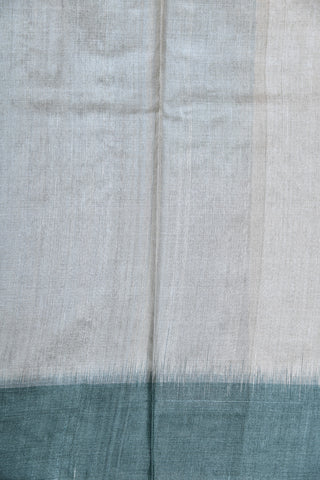 Contrast Border With Thilagam Buttis Off White Tussar Silk Saree