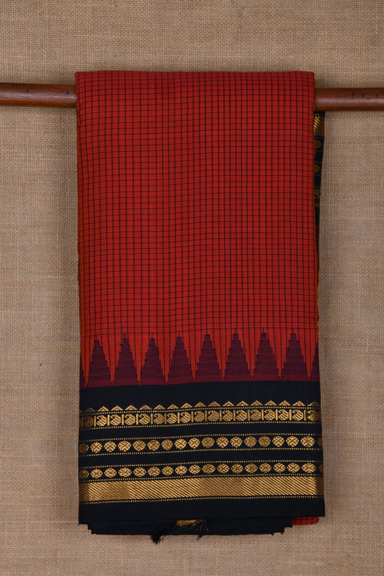 Small Checks With Contrast Border Red Gadwal Cotton Saree