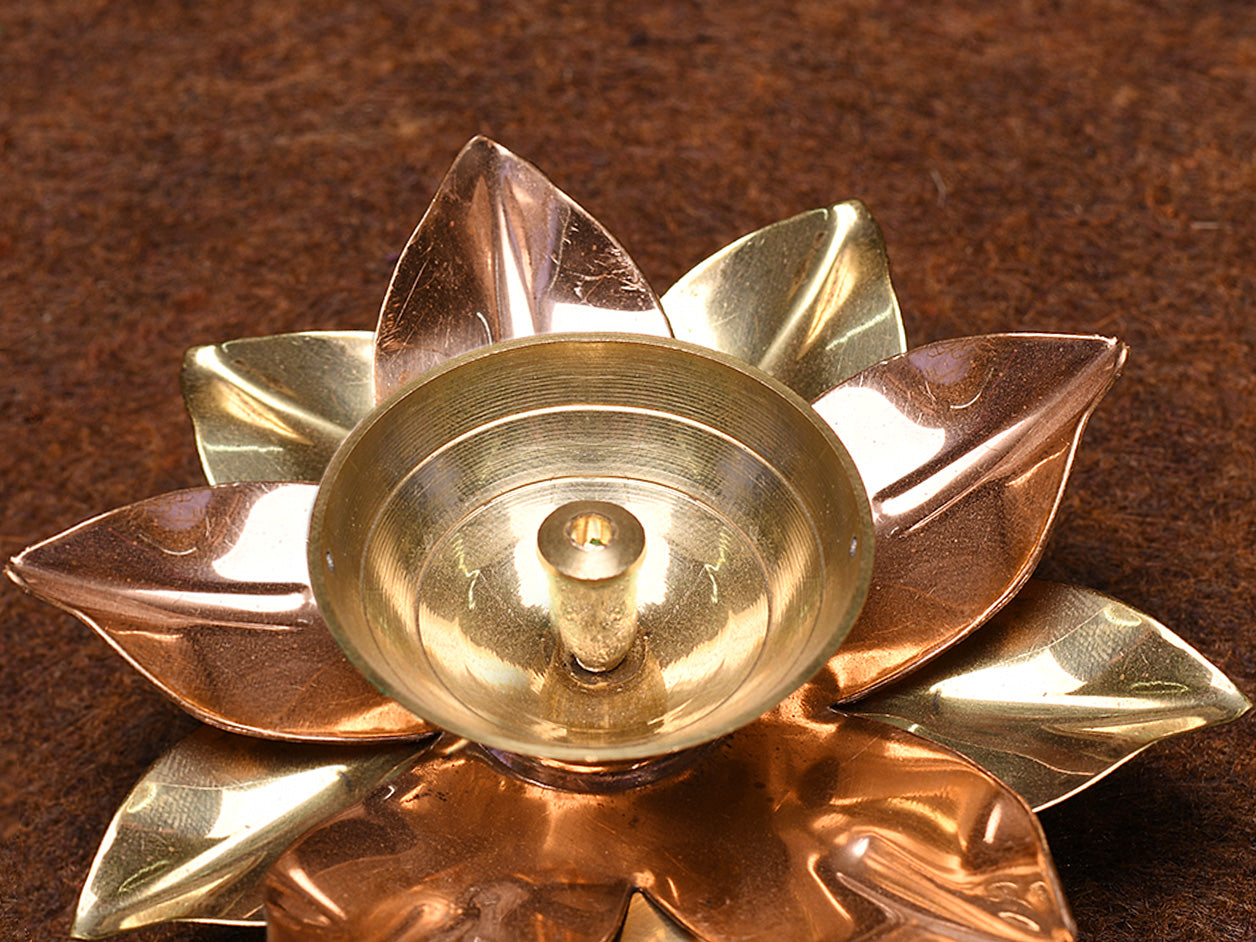 Brass And Copper Lotus Design Oil Lamp