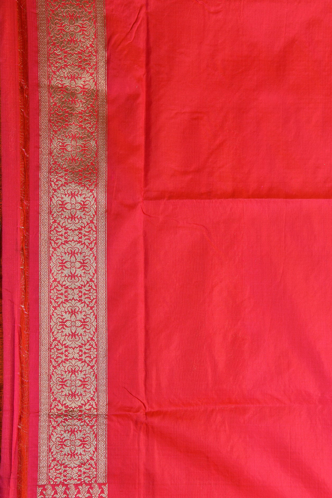 Floral Design Pink Banaras Silk Saree