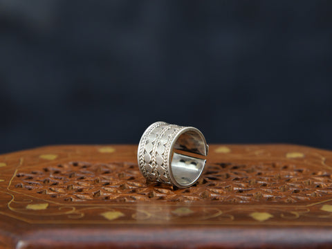 Oxidised Pure Silver Rava Work Adjustable Ring