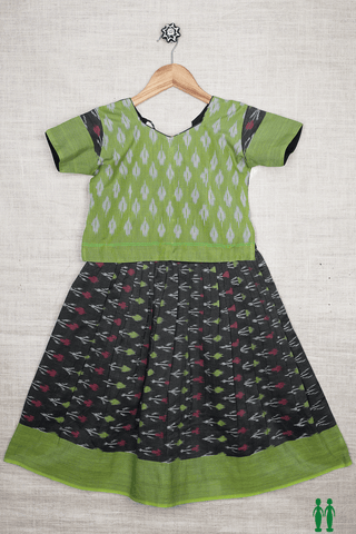 Allover Design Black And Green Cotton Readymade Pavadai Sattai