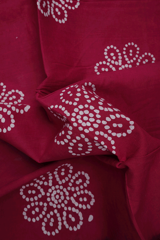 Allover Floral Design Blush Red Sungudi Cotton Saree