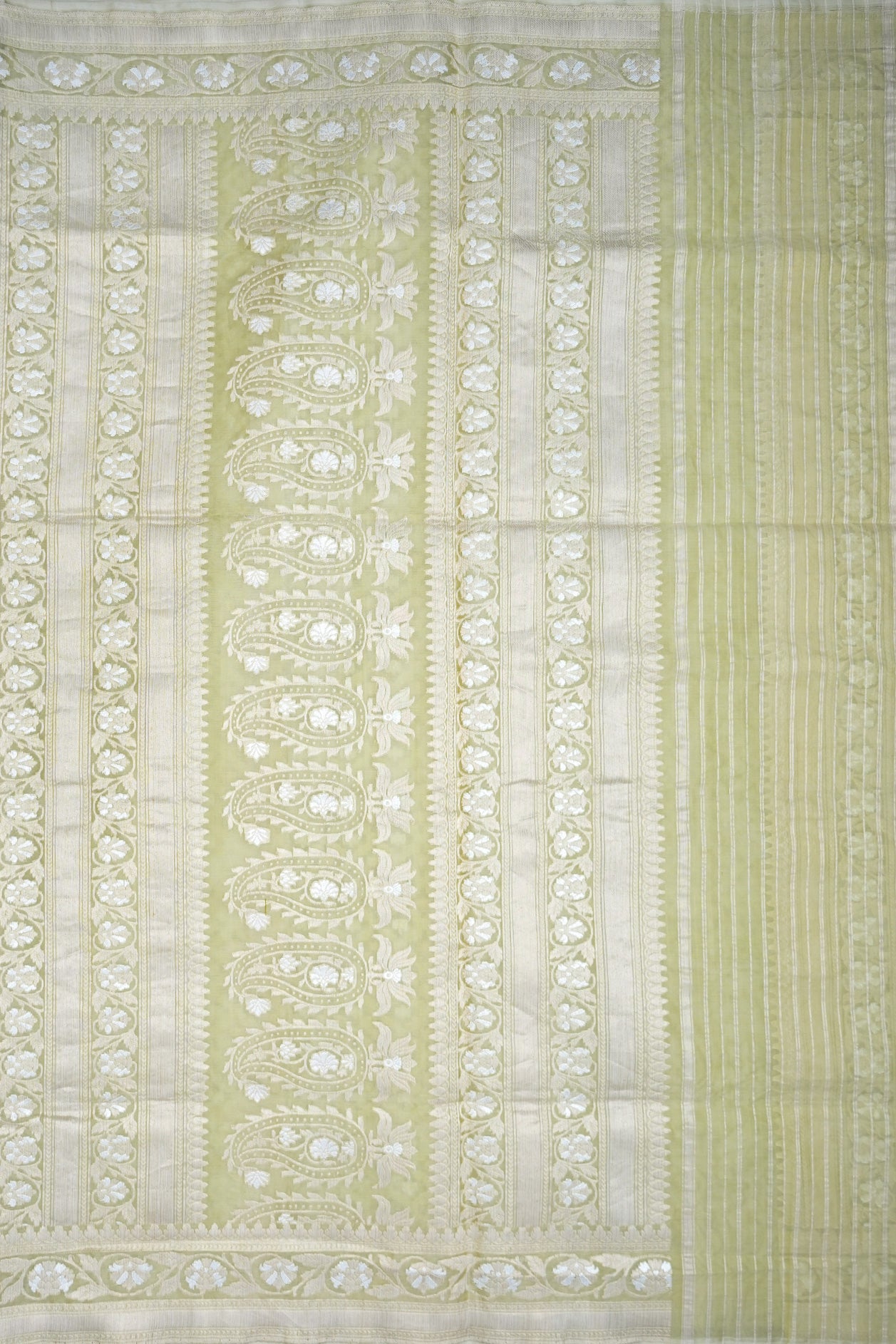 Trellis Design Pastel Green Organza Banarasi Silk Saree