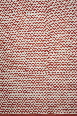 Allover Triangle Design Brick Red And Off White Jaipur Cotton Saree