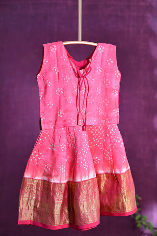 Bandhani Design Magenta And Pink Pavadai Sattai