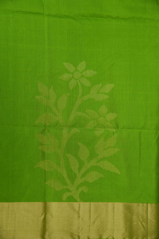 Bavanchi Border With Floral Design Pear Green Soft Silk Saree