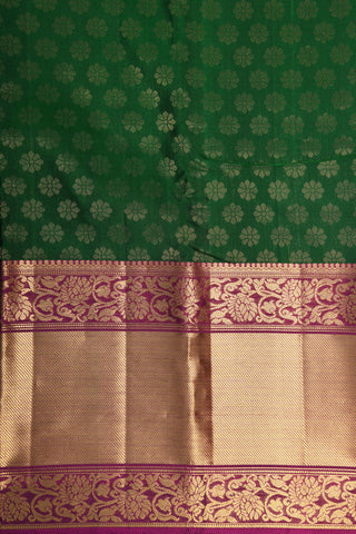 Big Contrast Border With Floral Butta Leaf Green Kanchipuram Silk Saree
