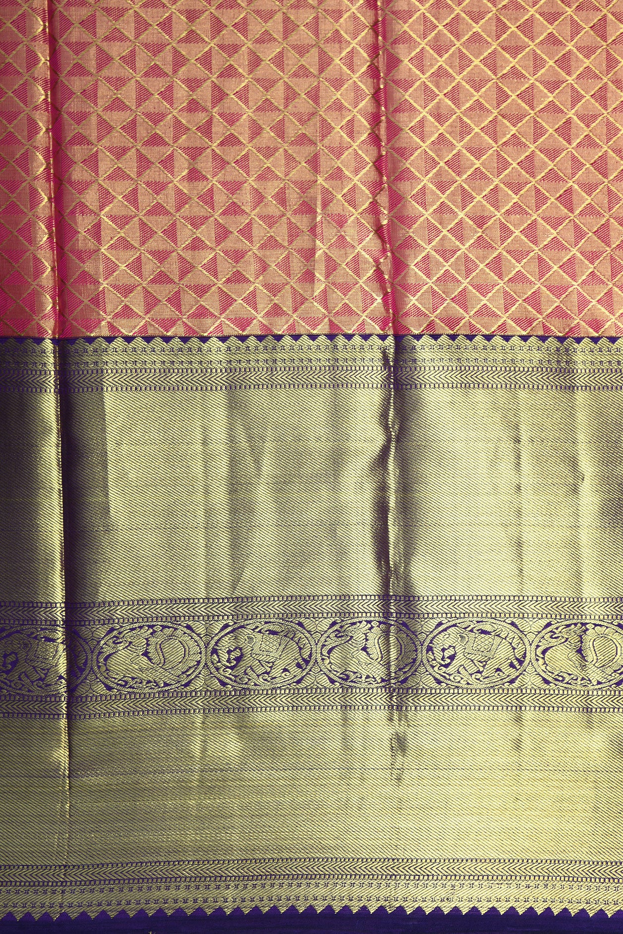 Big Contrast Border With Zari And Thread Work Geometric Design Rani Pink Kanchipuram Silk Saree