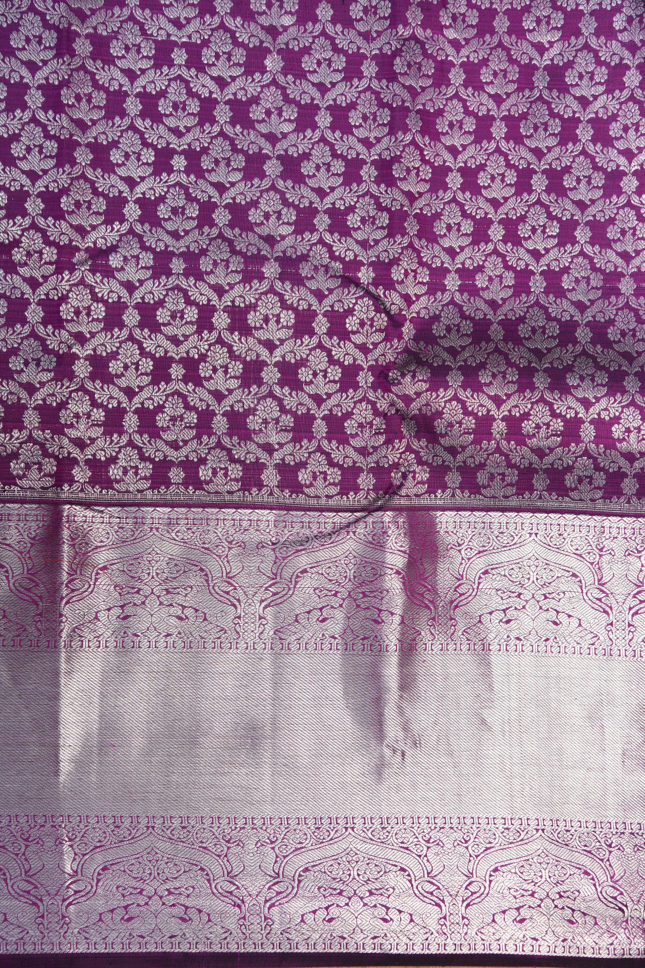 Big Silver Zari Border In Brocade Purple Kanchipuram Silk Saree