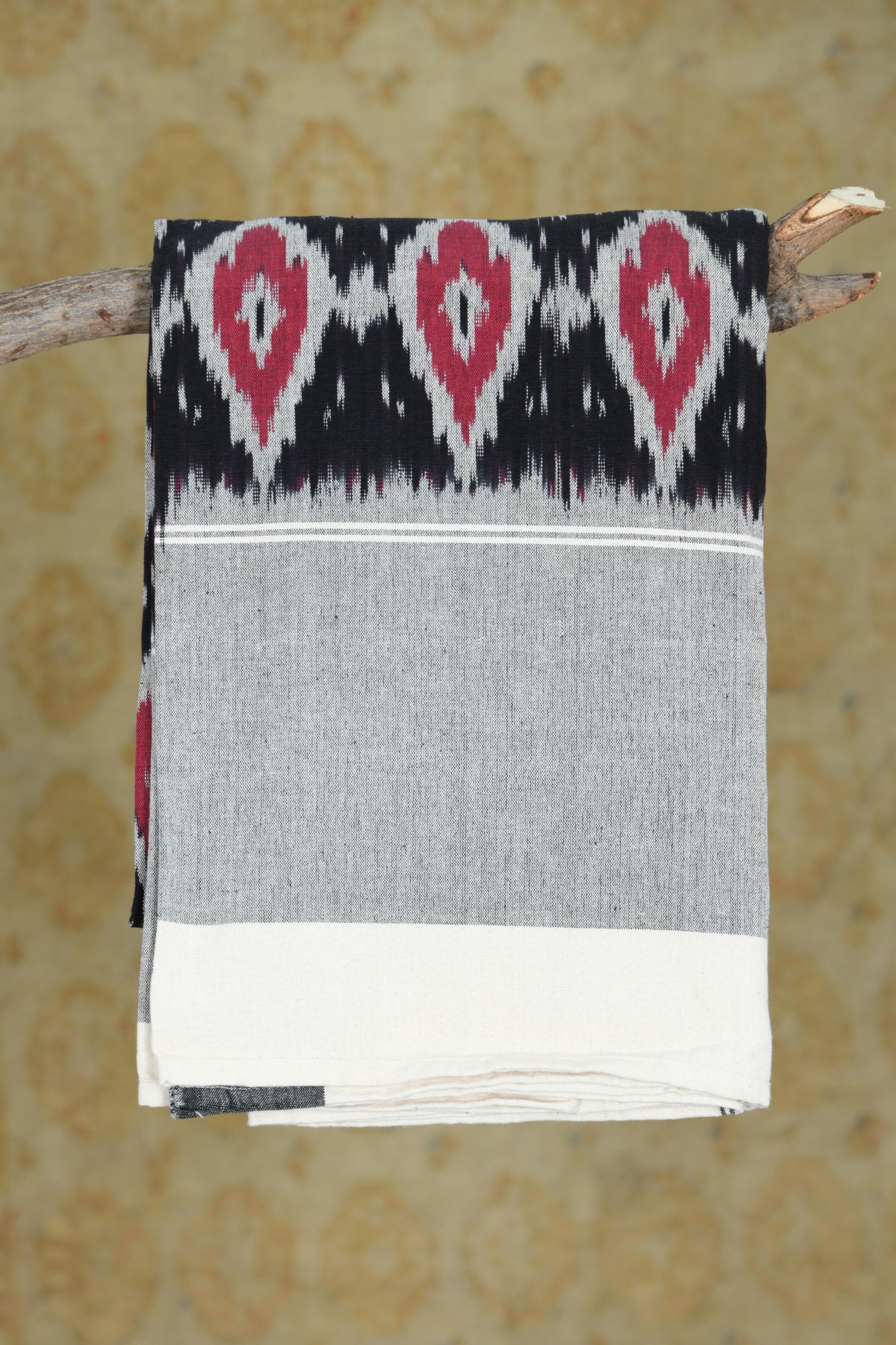 Black And Grey Ikat Design Cotton Double Bedspread