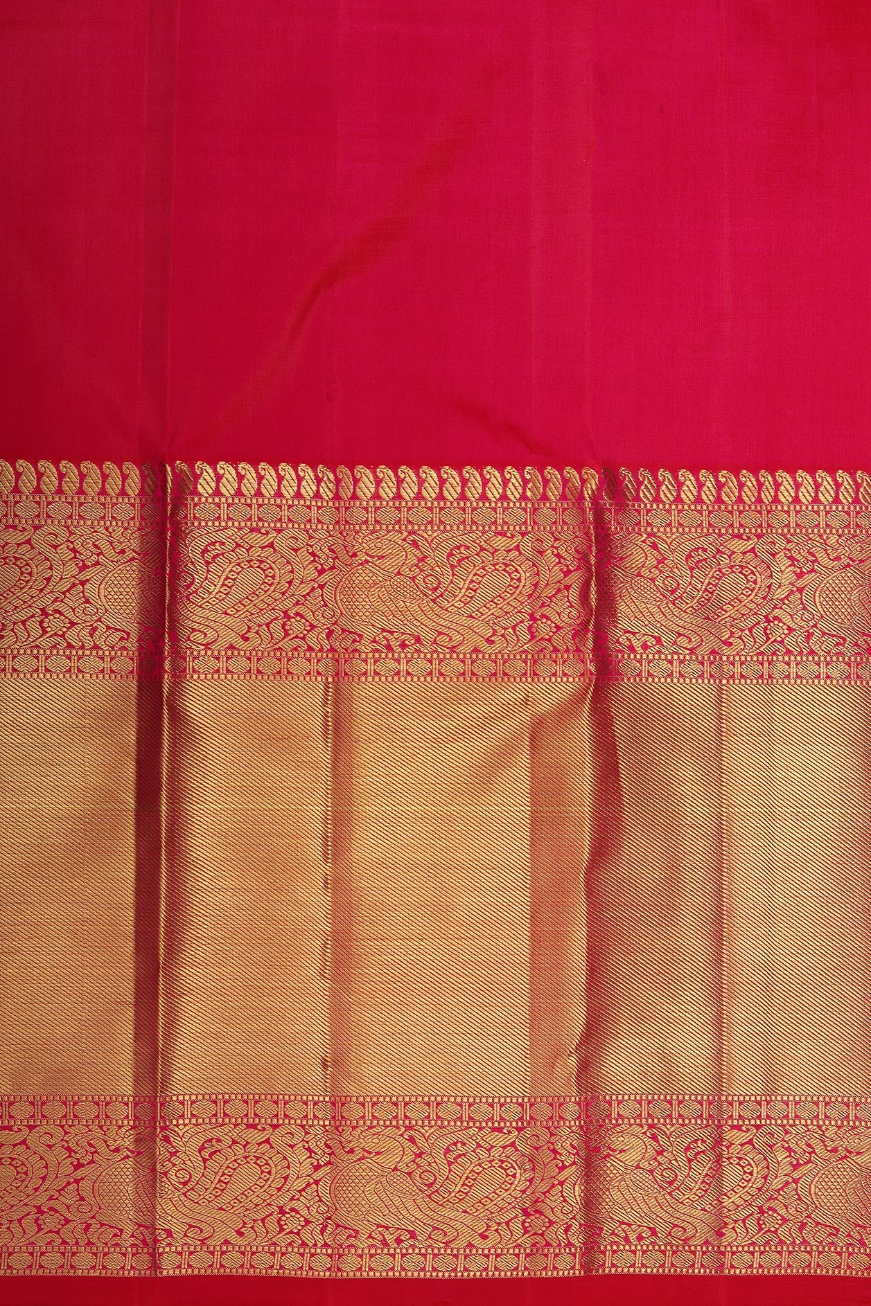 Twill Weave Border With Checks And Mayil Chakram Magenta Pink Kanchipuram Silk Saree