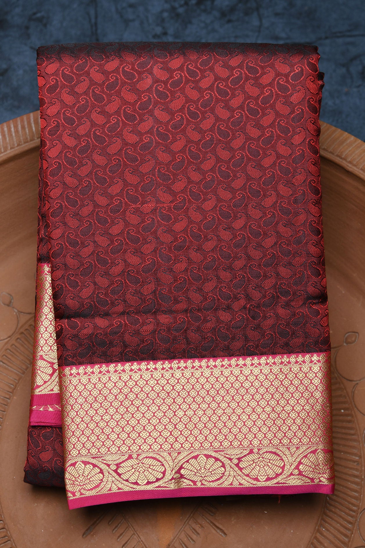 Honey Comb Border With Thread Work Paisley Design Maroon Kanchipuram Silk Saree