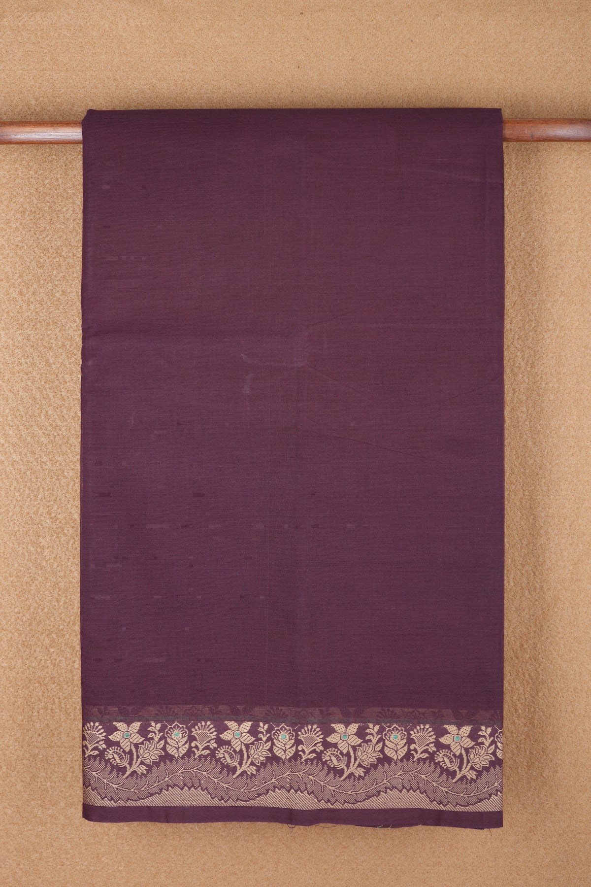 Floral Design Threadwork Border With Plain Deep Purple Chettinadu Cotton Saree