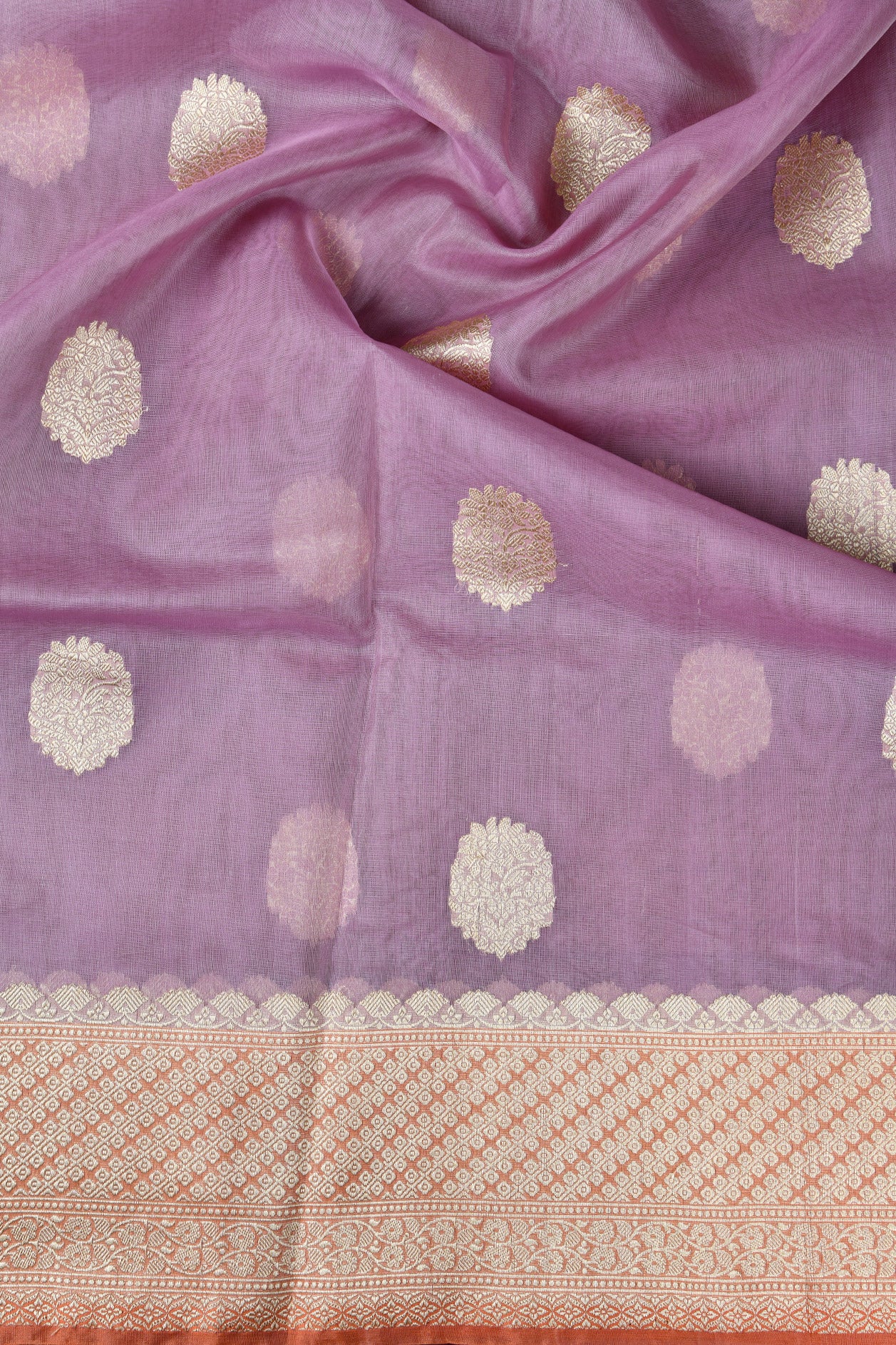 Contrast Border Floral Motif Dusty Violet Banaras Kora Silk Saree