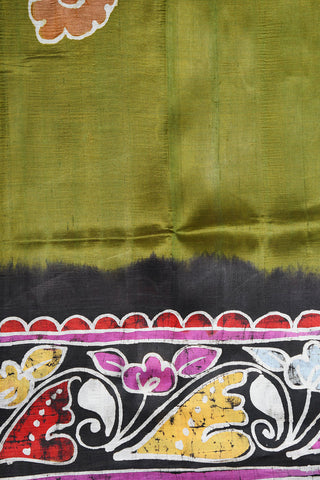 Contrast Border In Plain Mehandi Green Batik Printed Silk Saree