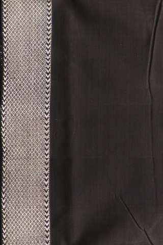 Contrast Border Plain Black Mangalagiri Cotton Saree
