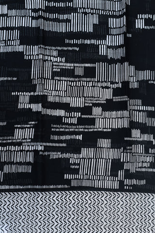 Contrast Border In Stripes Black Printed Cotton Saree