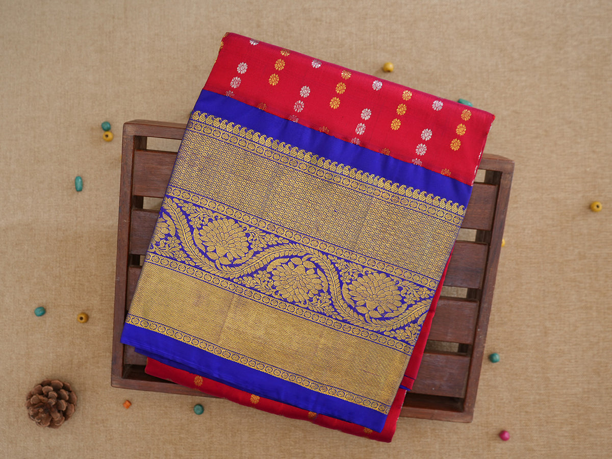 Contrast Floral Design Border With Red Silk Pavadai Sattai Material