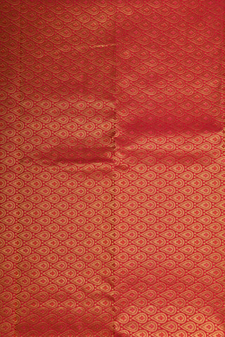 Contrast Half Circle And Peacock Traditional Border With Diamond And Floral Buttis Pear Green Kanchipuram Silk Saree