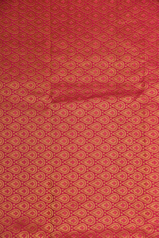 Contrast Half Circle And Peacock Traditional Border With Diamond Buttis Manthulir Color Kanchipuram Silk Saree